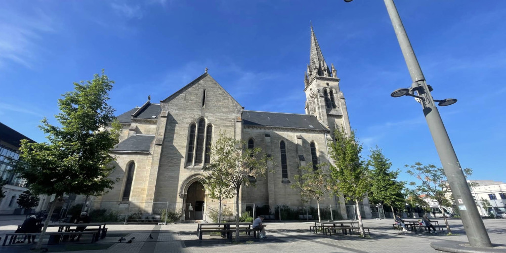 fond de commerce à MERIGNAC (33700)